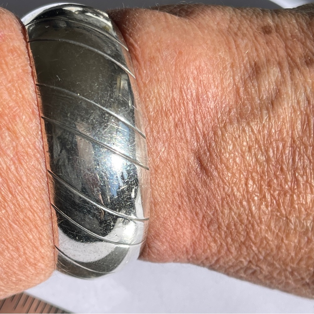Vintage Taxco Striated Wide Cuff Bracelet 925 Sterling Silver 6” - Picture 3 of 8